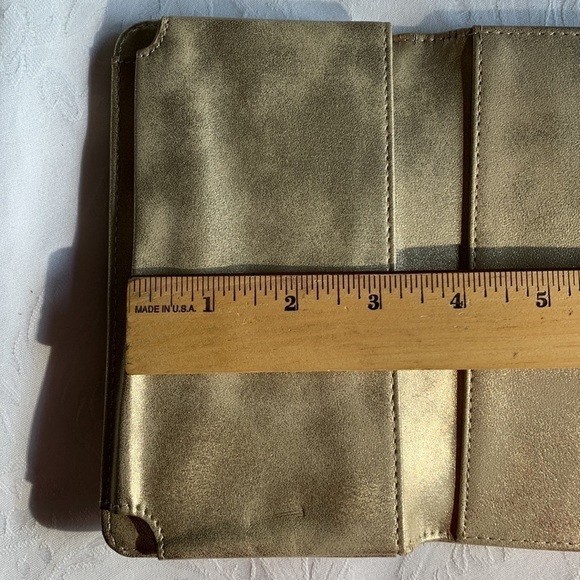 Madison West Marbled Gold Tone Clutch Cell Phone Case Wallet Wristlet - Picture 6 of 8